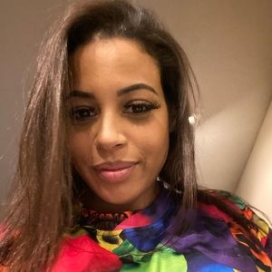 Meet your Posher, Paris